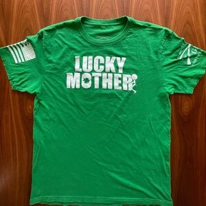 Grunt Style Lucky Mother ** T-shirt-Men’s Large